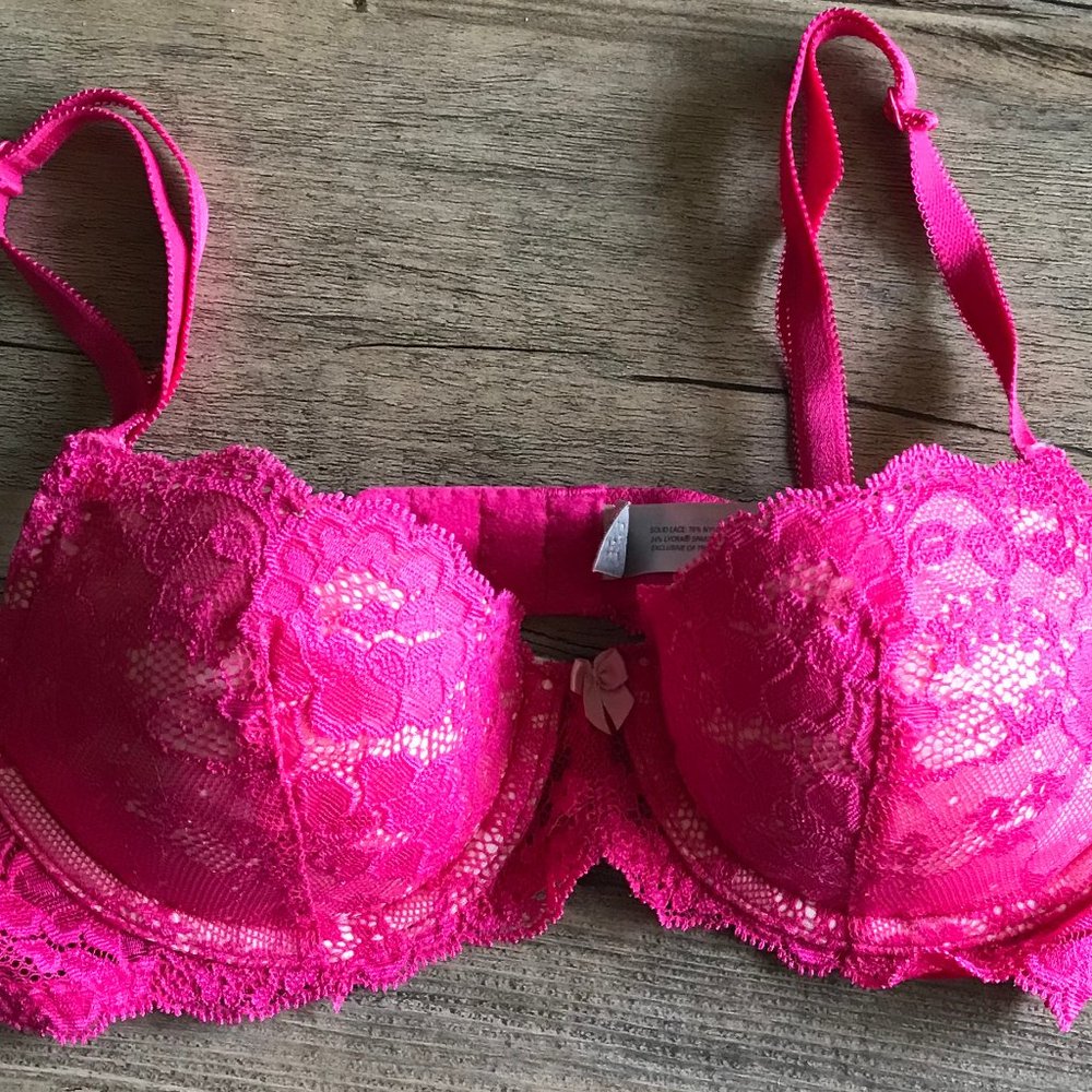 Victoria's secret 32b bra